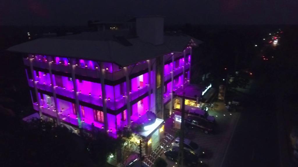 Hotel White House Анурадхапура Екстериор снимка